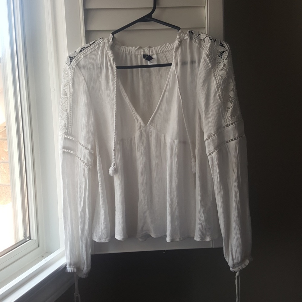 H & M White Flow Shirt